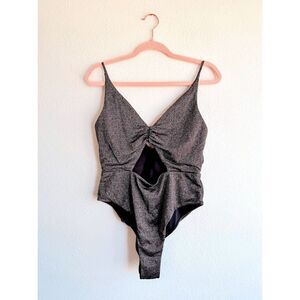 Beach Bunny Cut Out Ruched One Piece Swimsuit in Gold Shimmer Black size XL